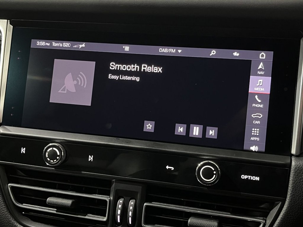 Used Porsche Macan 2021 for sale - 76660654: Photo 35