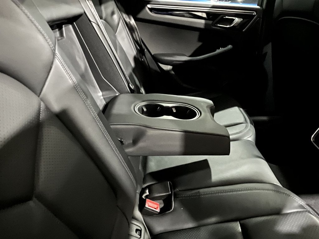 Used Porsche Macan 2021 for sale - 76660654: Photo 46
