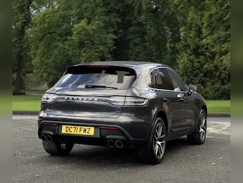 Used Porsche Macan 2021 for sale - 76660654: Photo