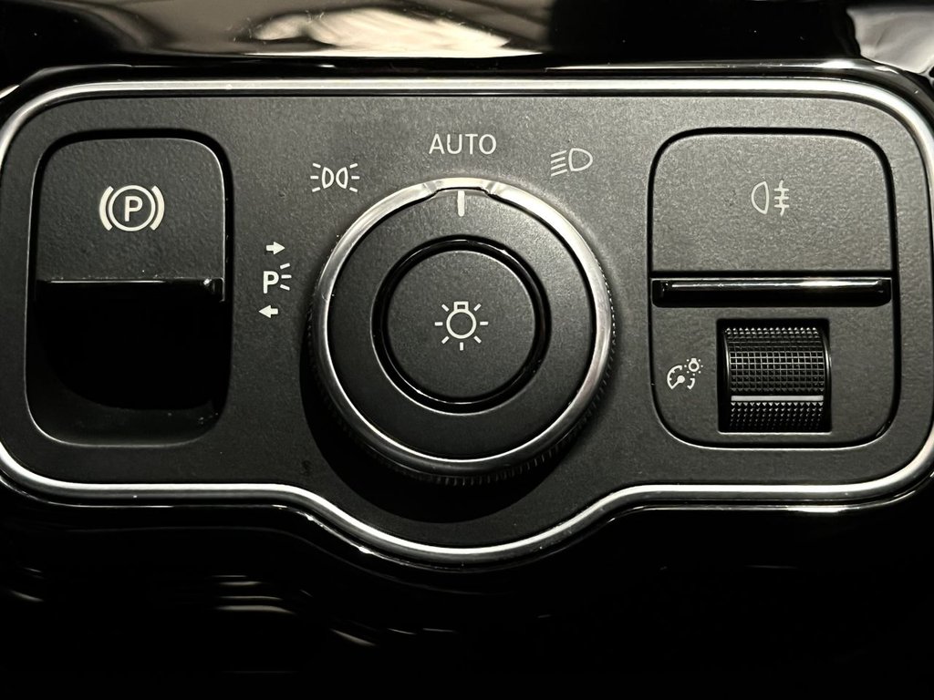 Used Mercedes-Benz A-Class 2022 for sale - 76686620: Photo 17