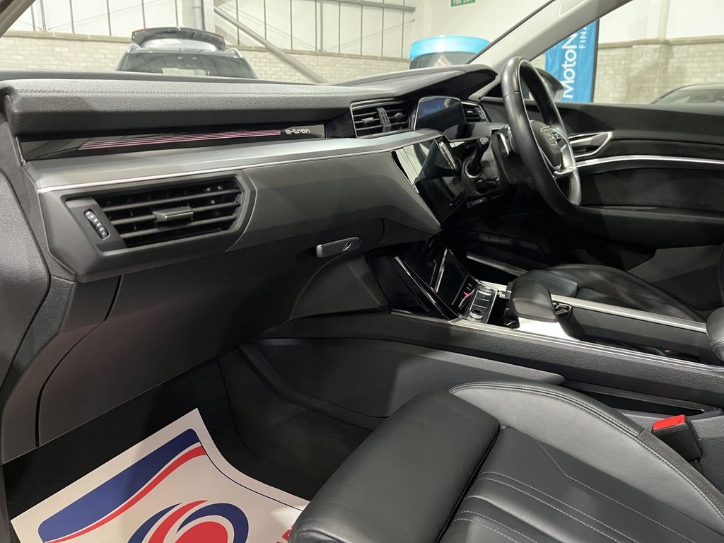Used Audi e-tron 2020 for sale - 75783598: Photo 12