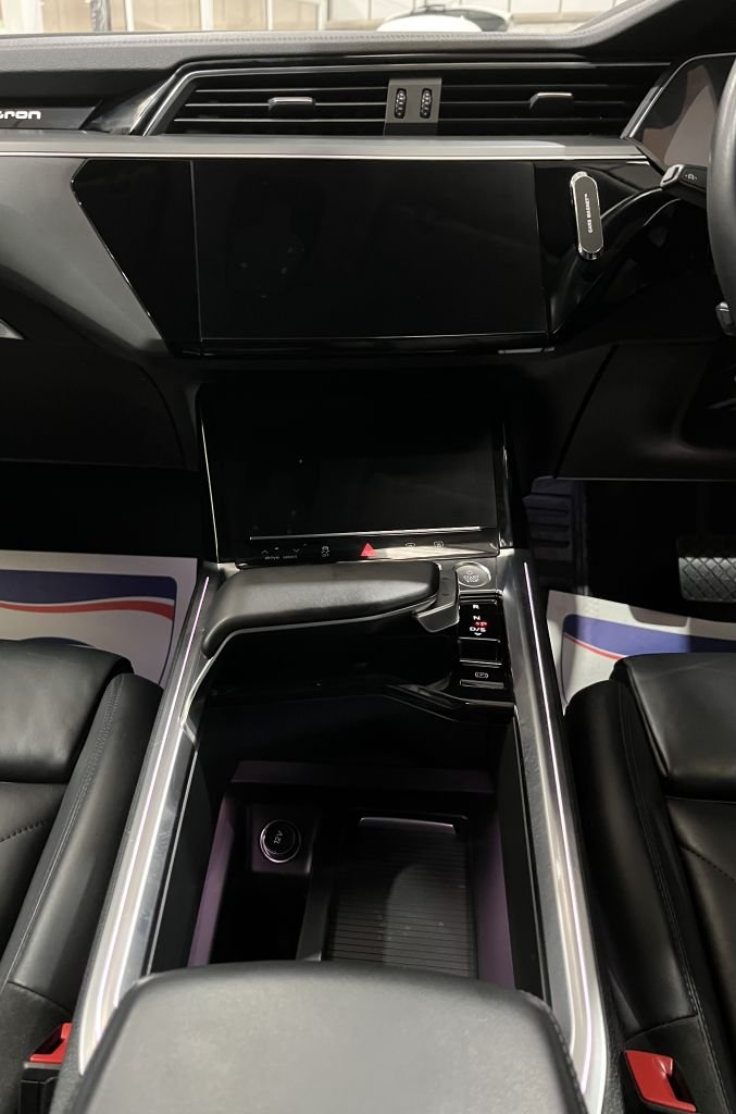 Used Audi e-tron 2020 for sale - 75783598: Photo 27