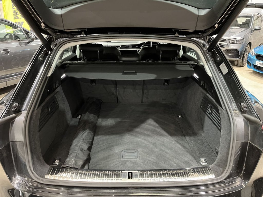Used Audi e-tron 2020 for sale - 75783598: Photo 42