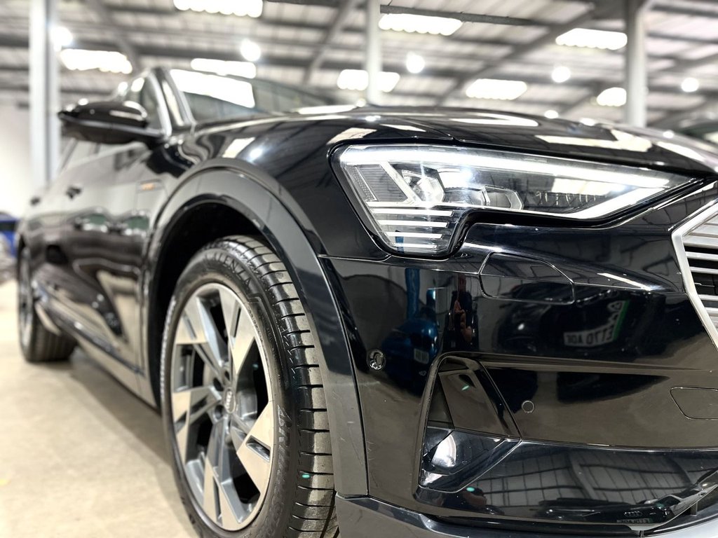 Used Audi e-tron 2020 for sale - 75783598: Photo 8