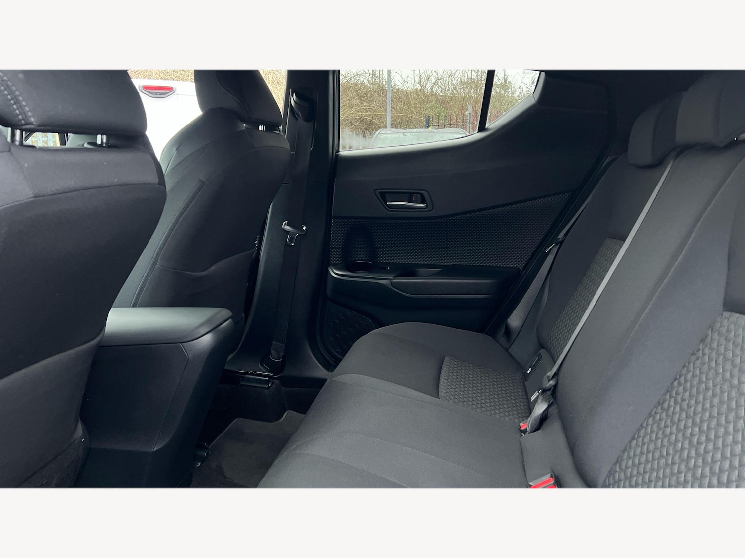 Used Toyota C-HR 2022 for sale - 77456247: Photo 15