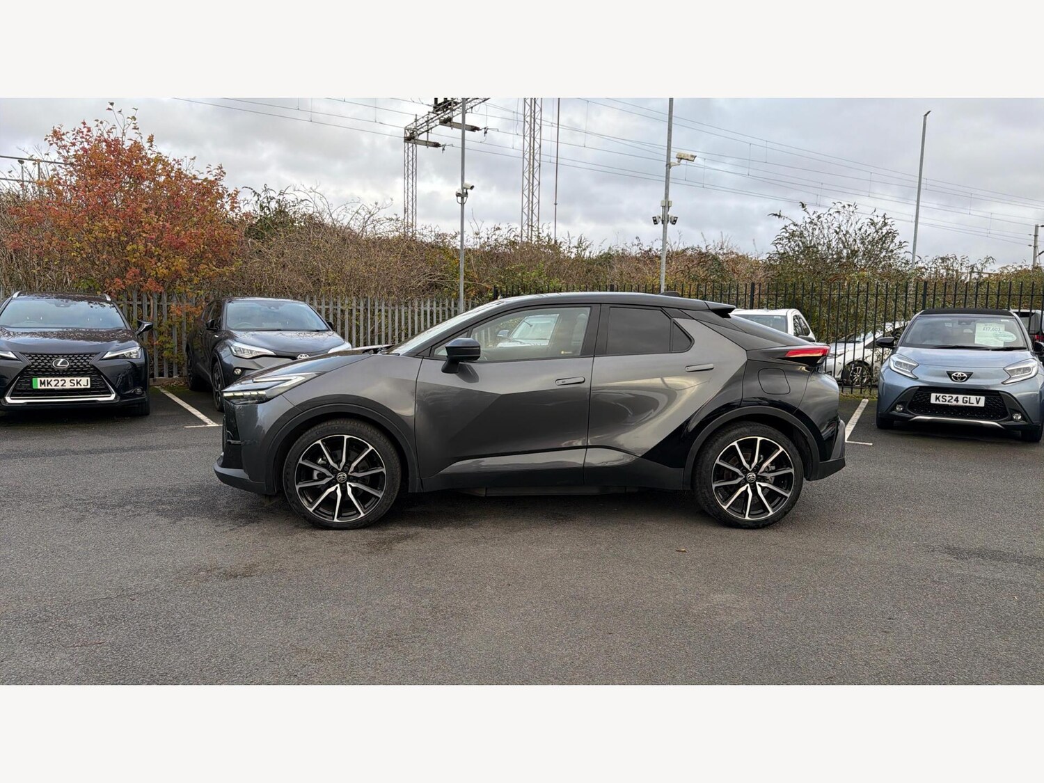 Used Toyota C-HR 2024 for sale - 76499366: Photo 19