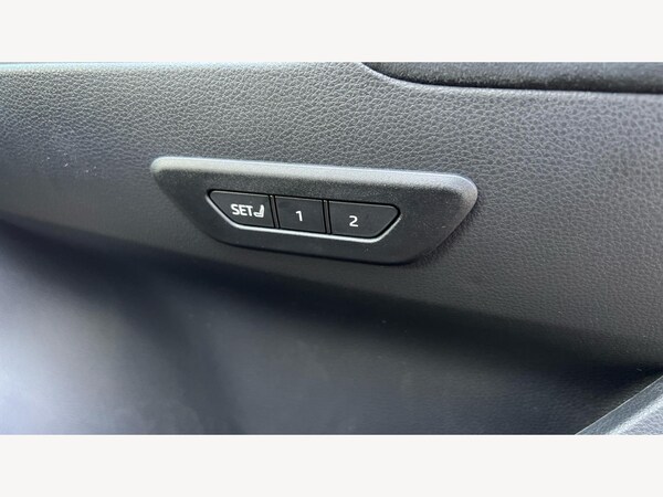 Used Toyota C-HR 2025 for sale - 75507256: Photo 32