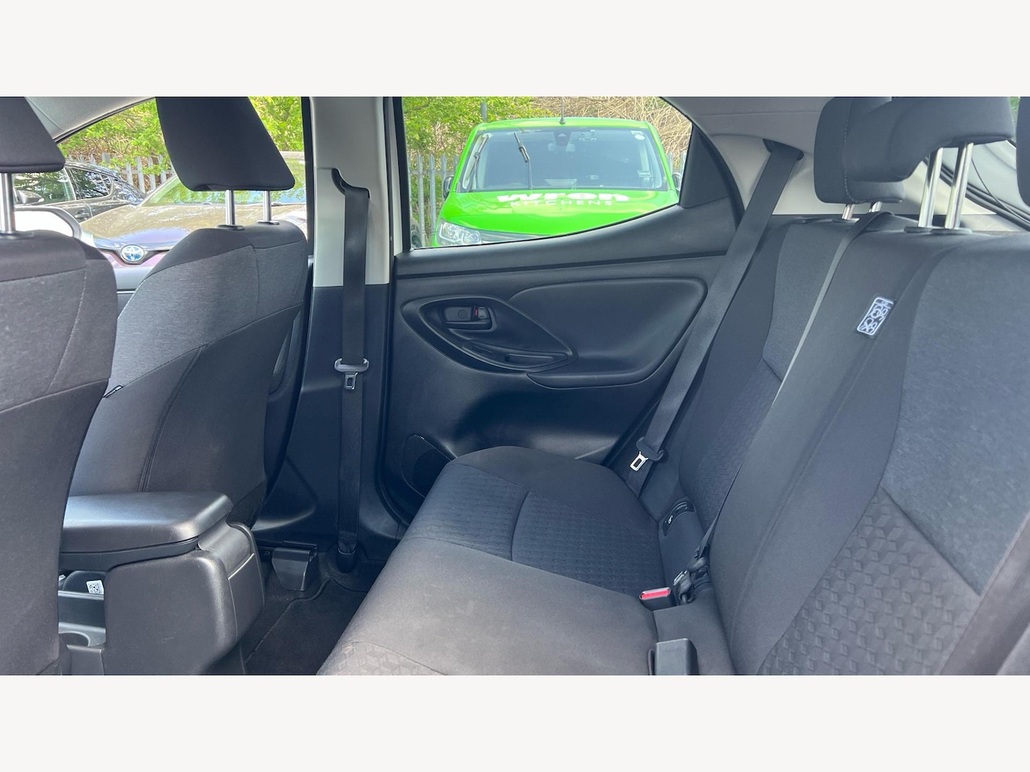 Used Toyota Yaris 2023 for sale - 77330917: Photo 15