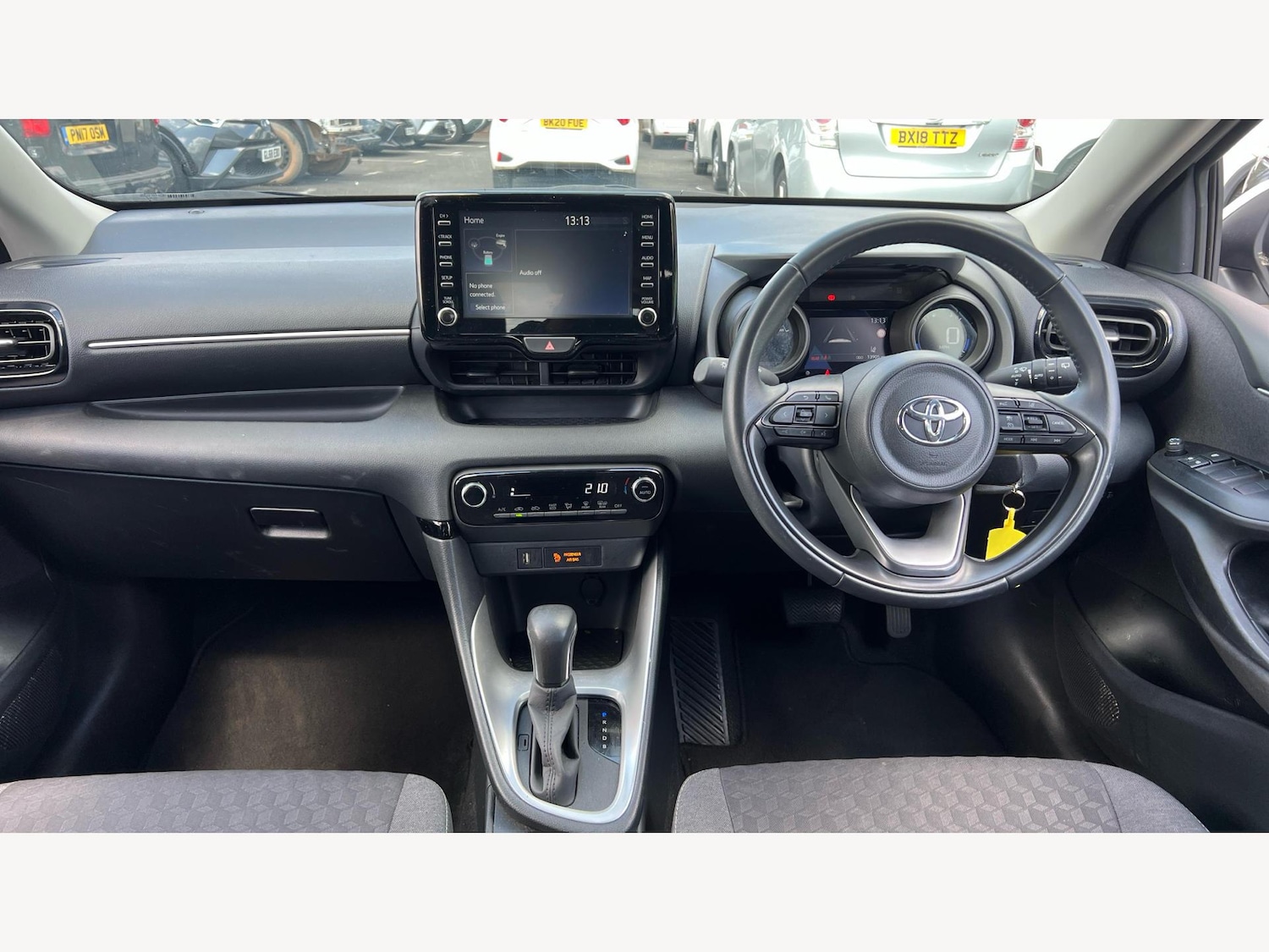 Used Toyota Yaris 2023 for sale - 77330917: Photo 7