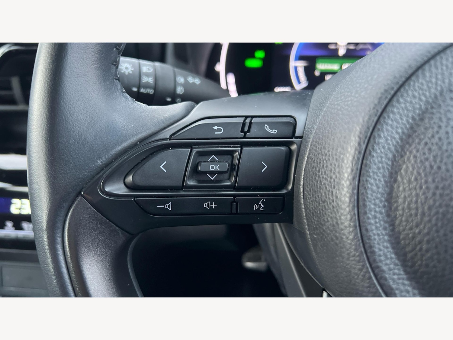 Used Toyota Yaris Cross 2024 for sale - 76377939: Photo 29