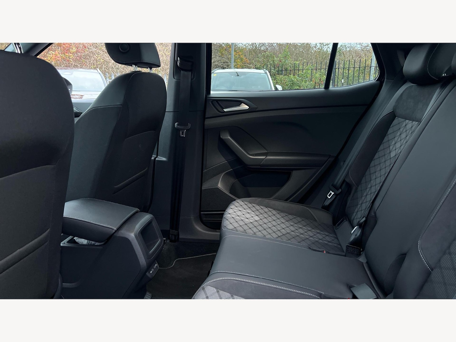 Used Volkswagen T-Cross 2024 for sale - 76446666: Photo 15