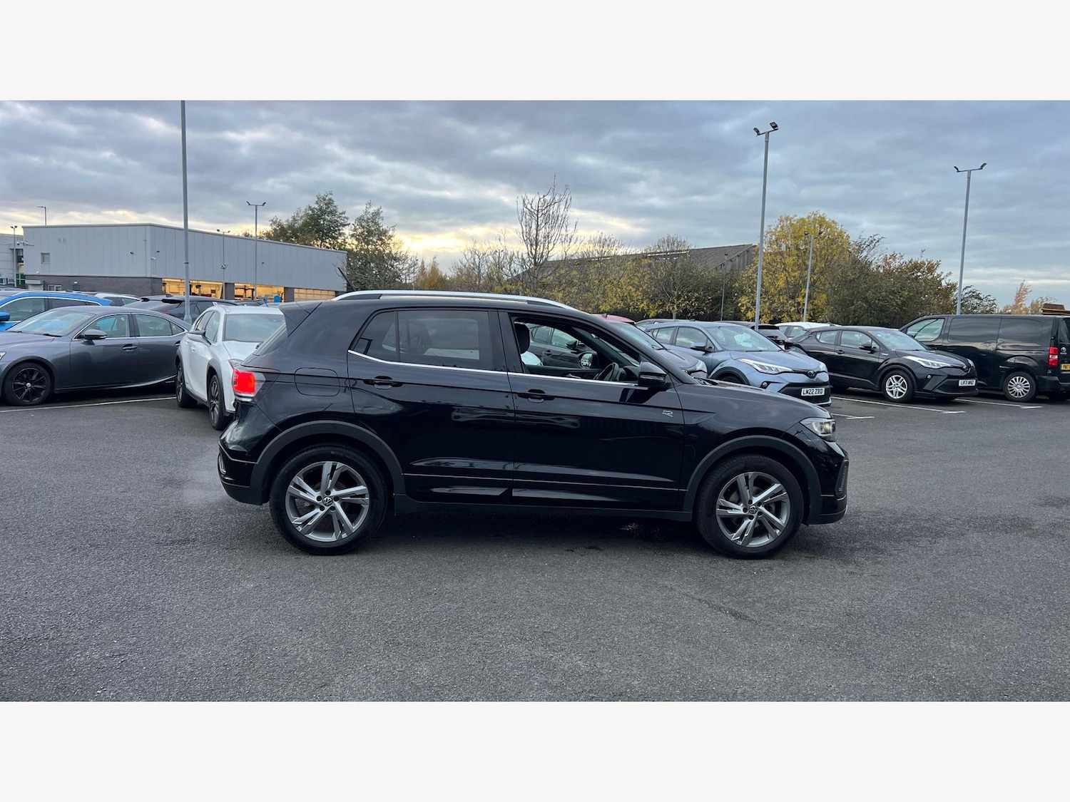 Used Volkswagen T-Cross 2024 for sale - 76446666: Photo 18