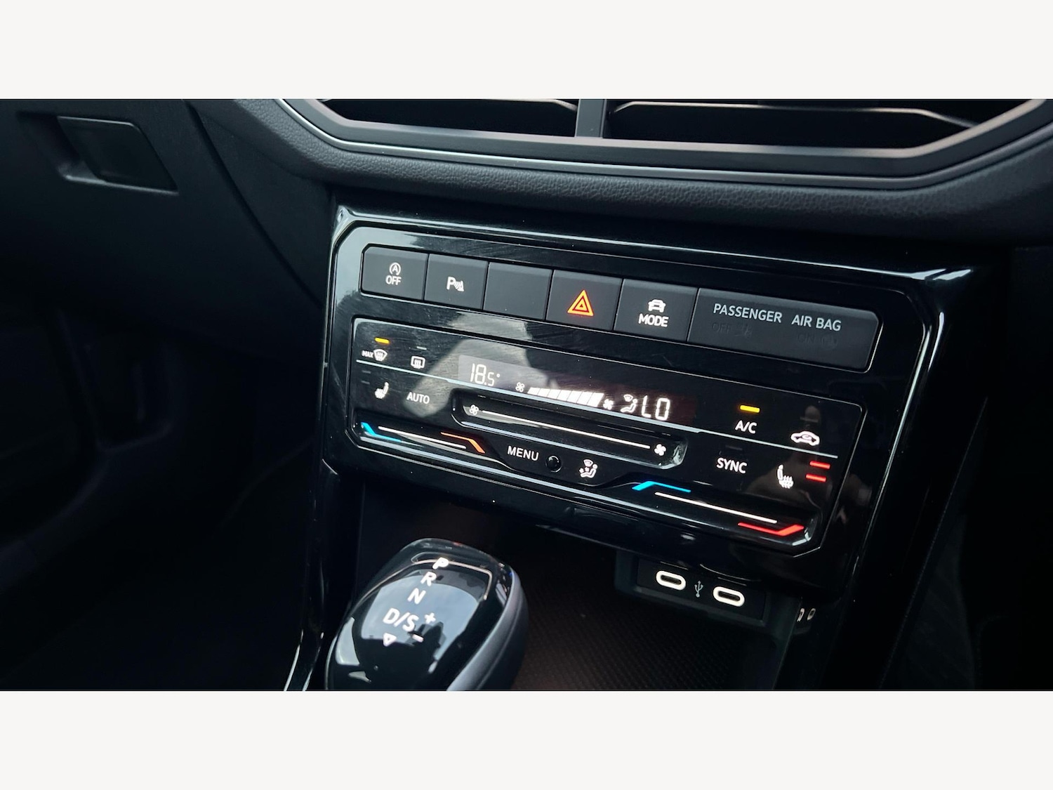 Used Volkswagen T-Cross 2024 for sale - 76446666: Photo 28