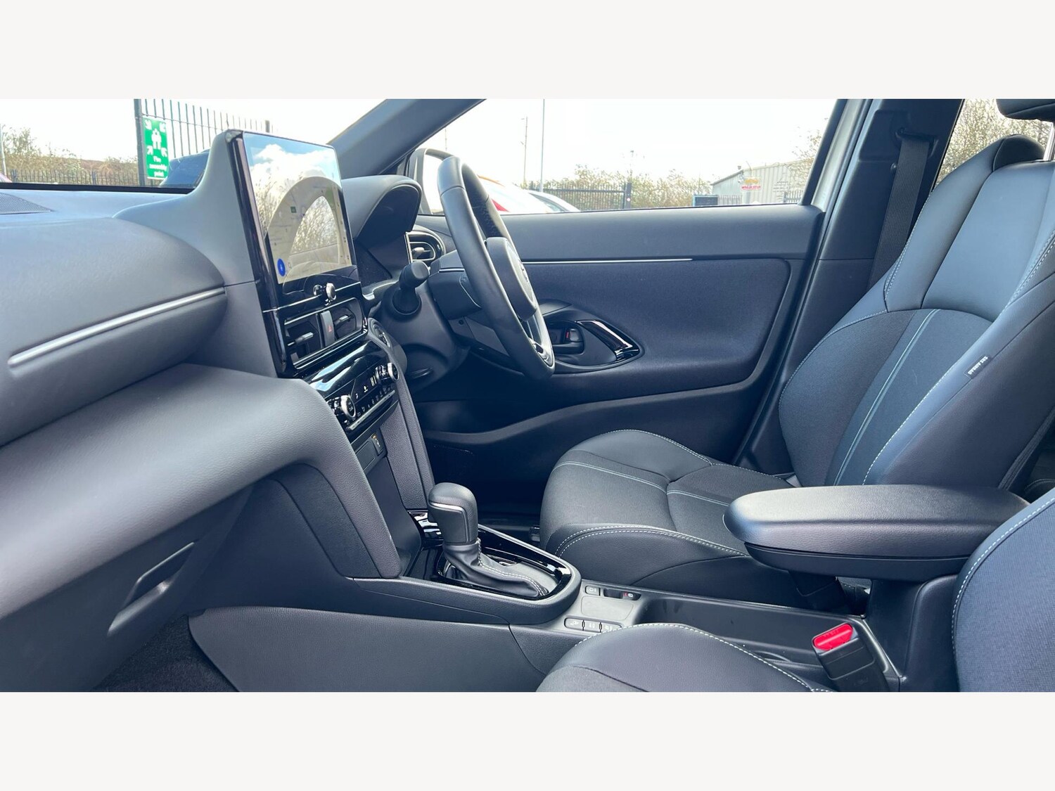 Used Toyota Yaris Cross 2025 for sale - 77574334: Photo 12