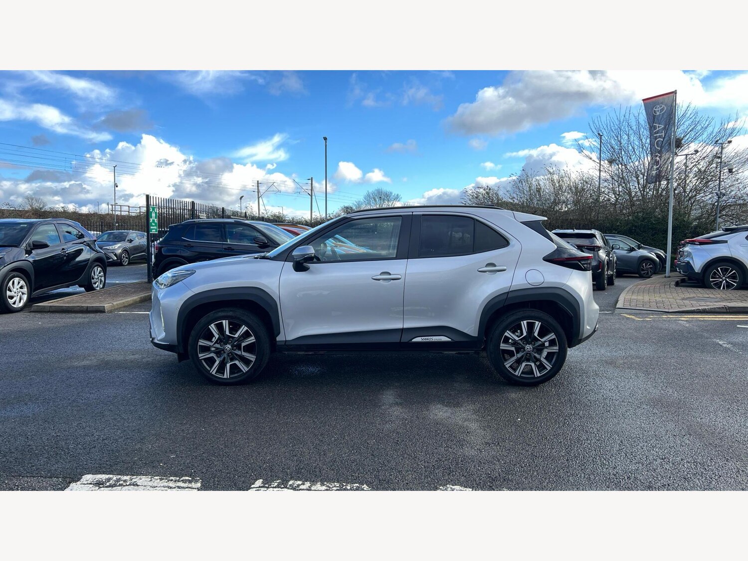 Used Toyota Yaris Cross 2025 for sale - 77574334: Photo 19