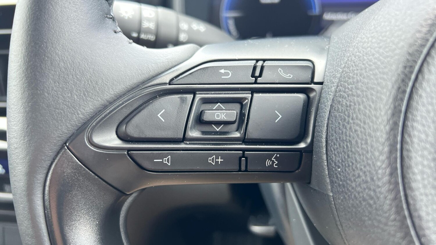 Used Toyota Yaris Cross 2025 for sale - 77574334: Photo 36