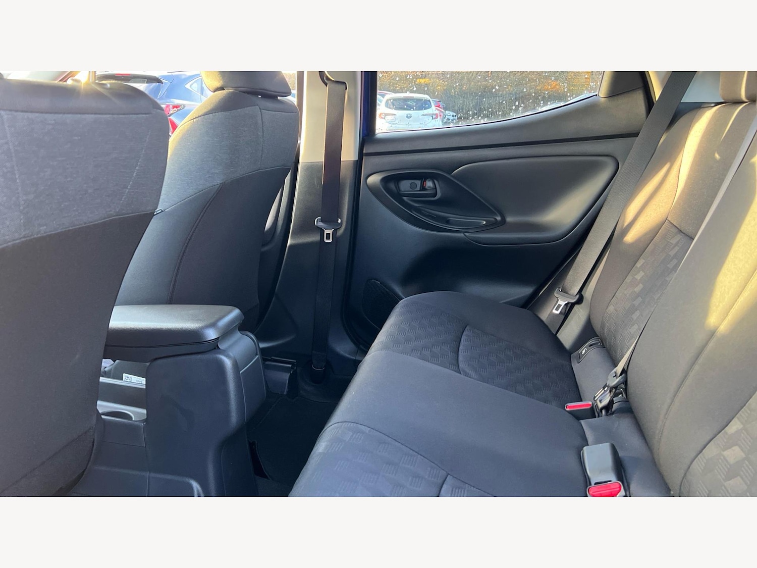 Used Toyota Yaris for sale - 77537688: Photo 15