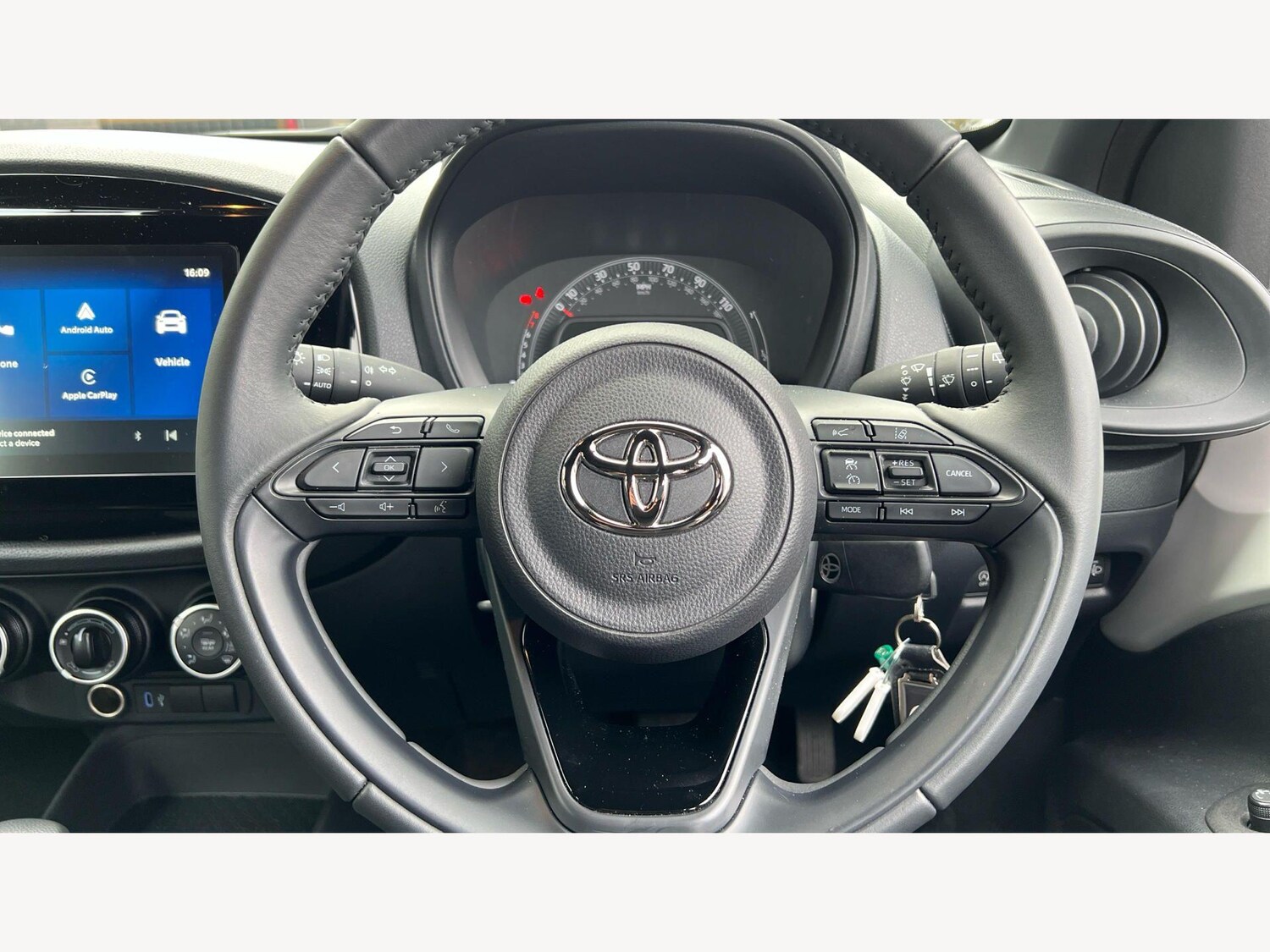 Used Toyota Aygo X 2025 for sale - 77939304: Photo 10