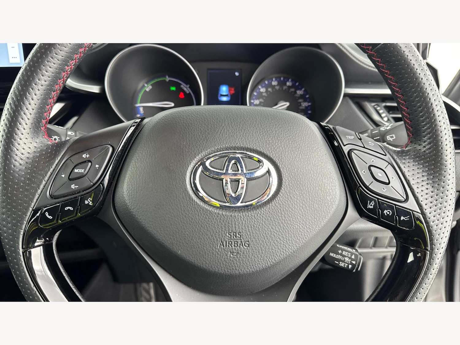 Used Toyota C-HR 2023 for sale - 76619700: Photo 10
