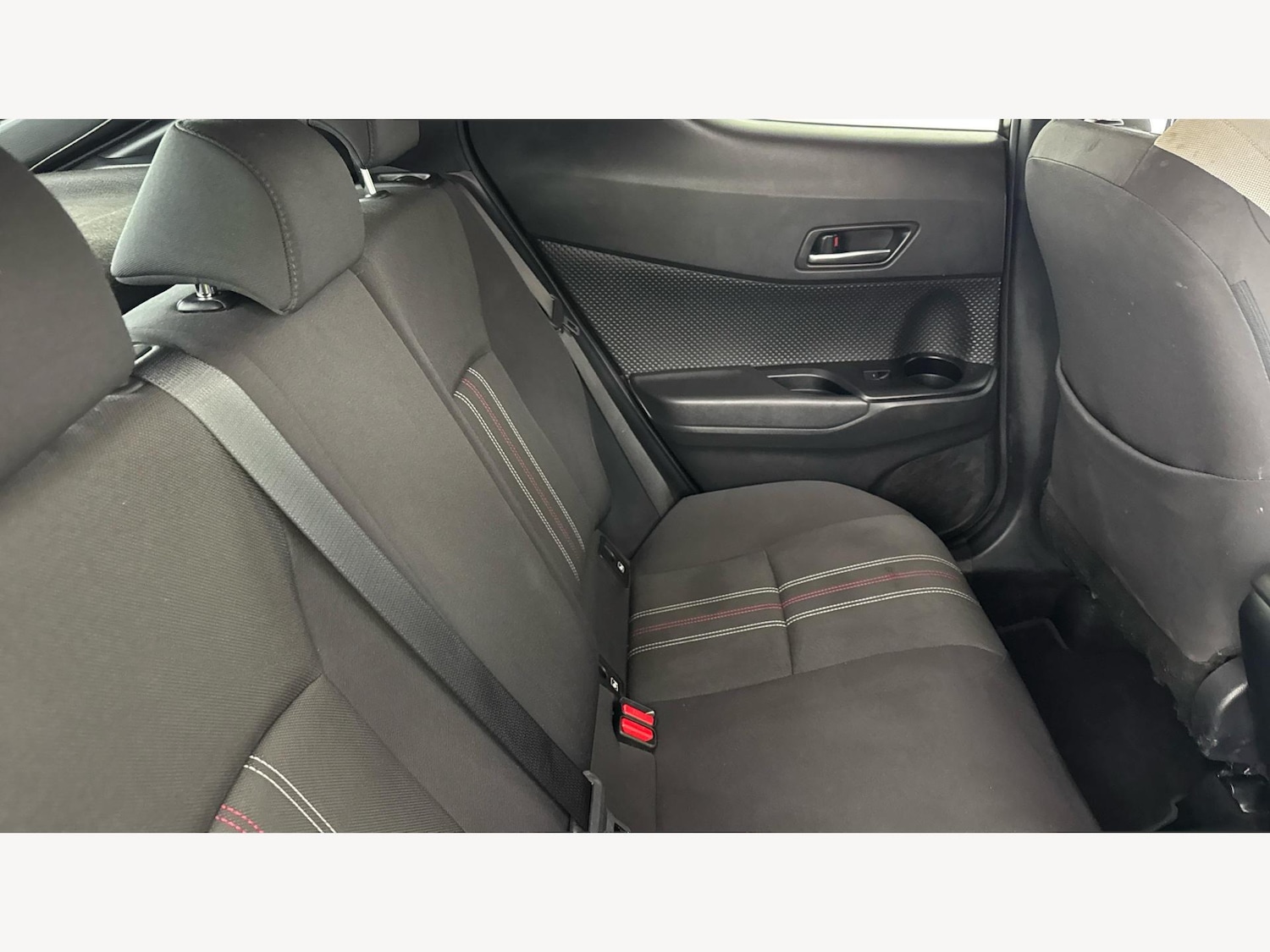 Used Toyota C-HR 2023 for sale - 76619700: Photo 14