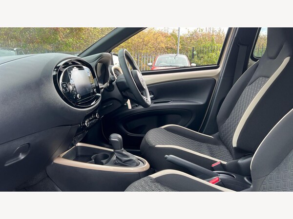 Used Toyota Aygo X 2023 for sale - 76227570: Photo 12