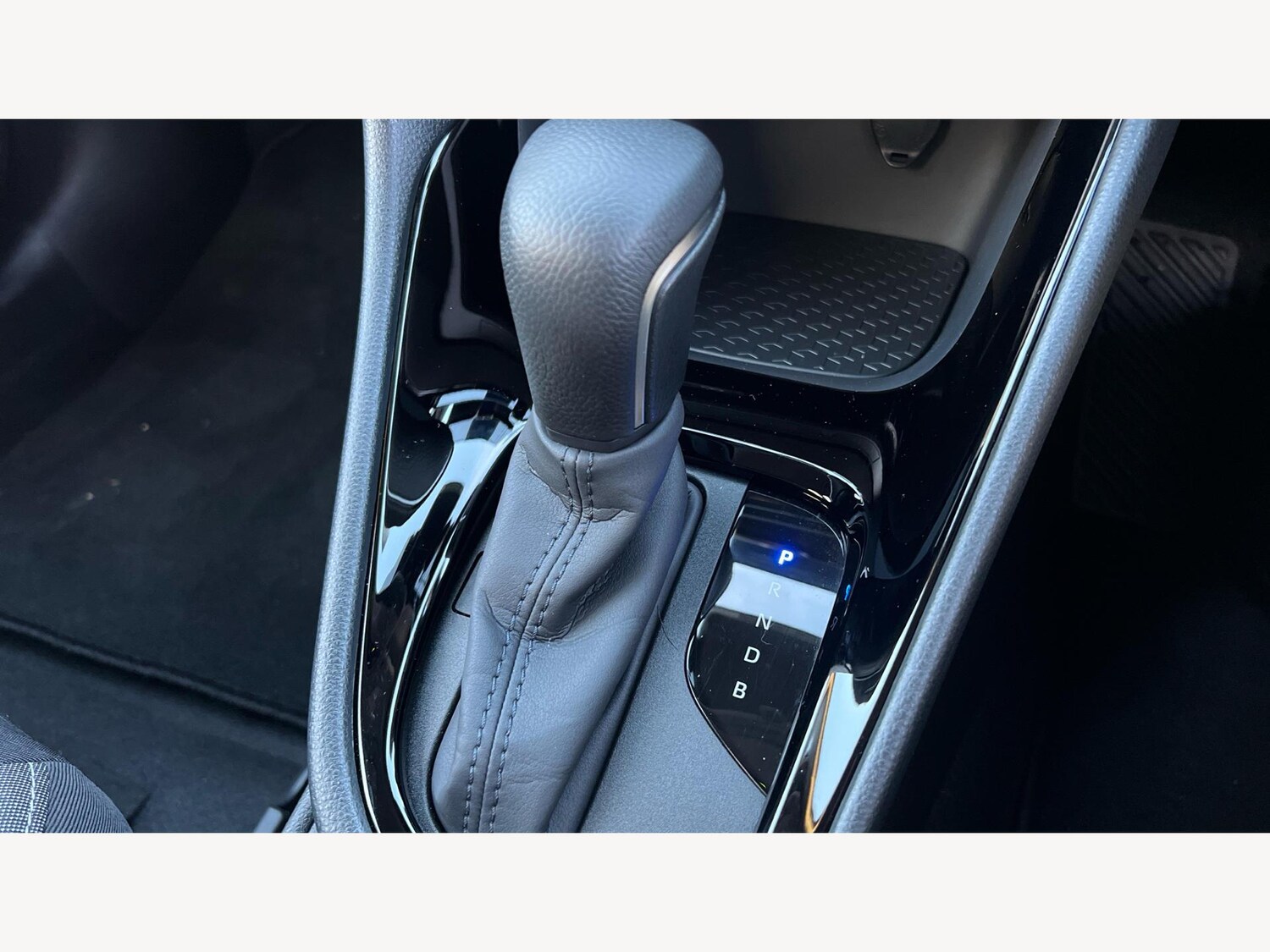 Used Toyota Yaris 2024 for sale - 77612071: Photo 28