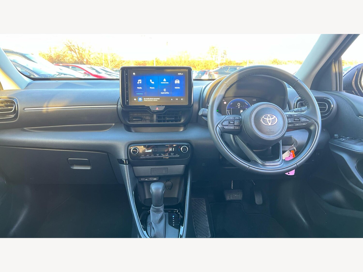 Used Toyota Yaris 2024 for sale - 77612071: Photo 7