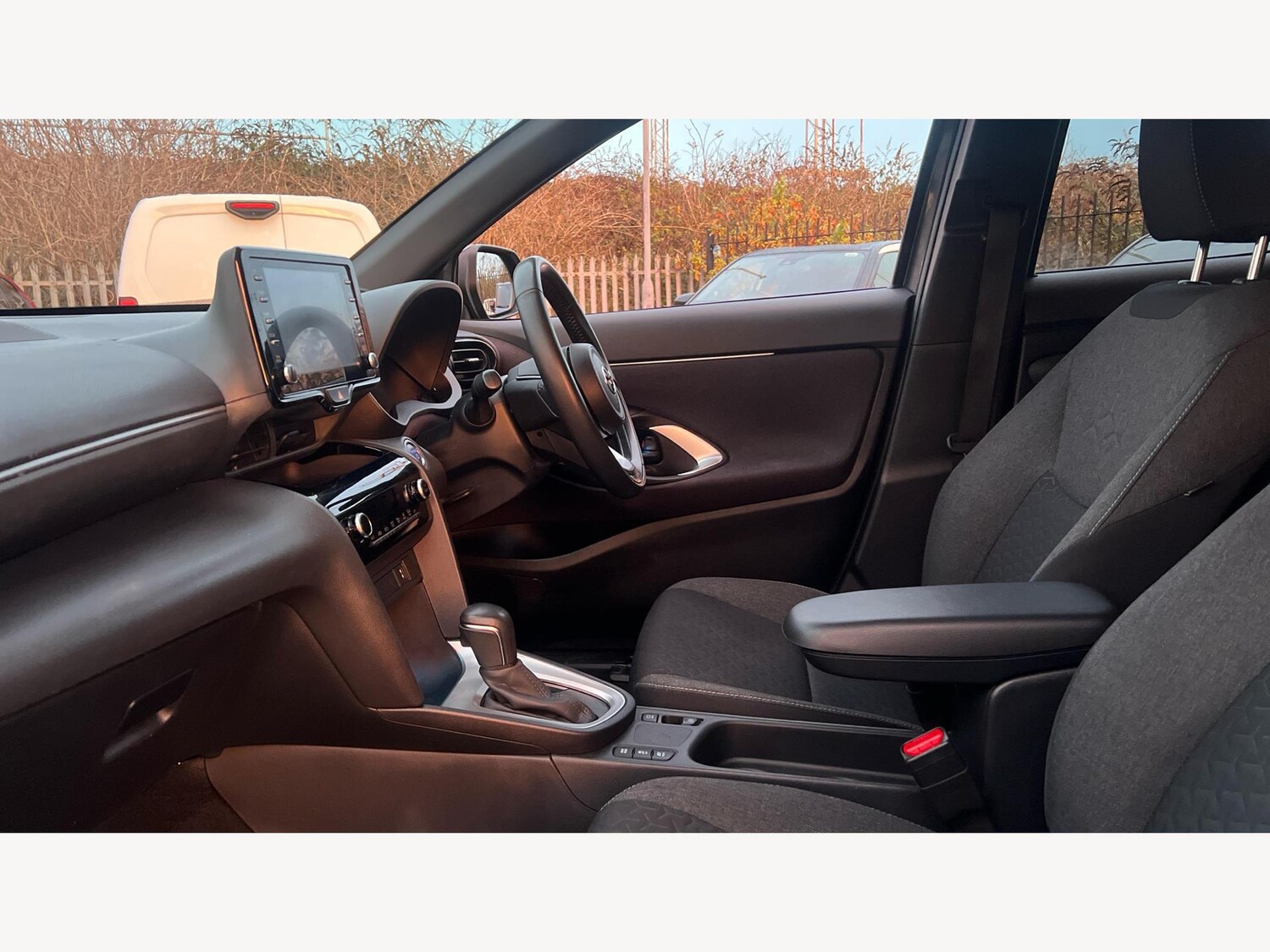 Used Toyota Yaris Cross 2023 for sale - 76912646: Photo 12