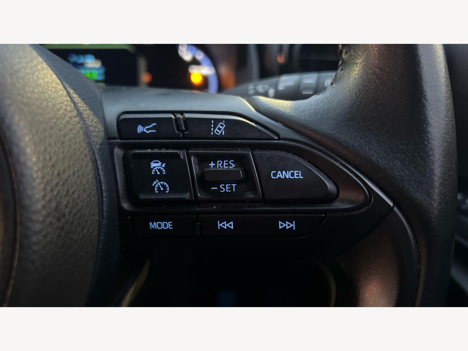 Used Toyota Yaris Cross 2023 for sale - 76912646: Photo 28