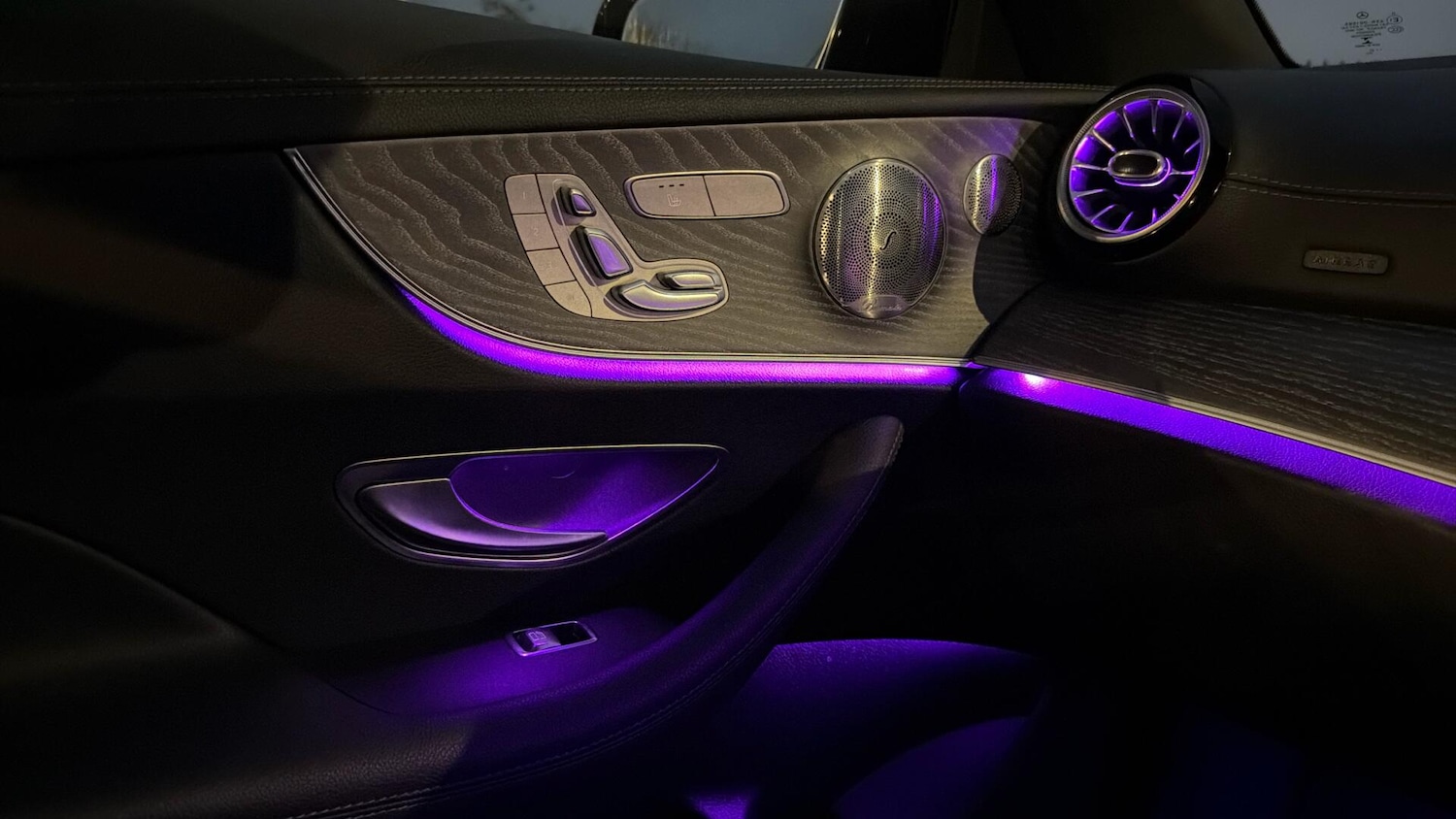 Used Mercedes-Benz E Class 2022 for sale - 76989652: Photo 39