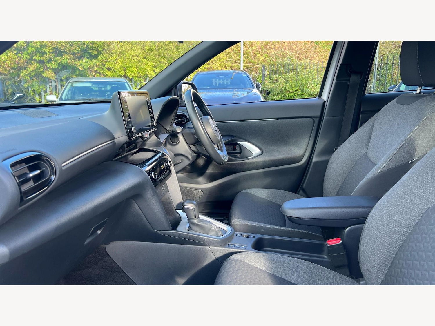 Used Toyota Yaris Cross 2021 for sale - 76270283: Photo 12