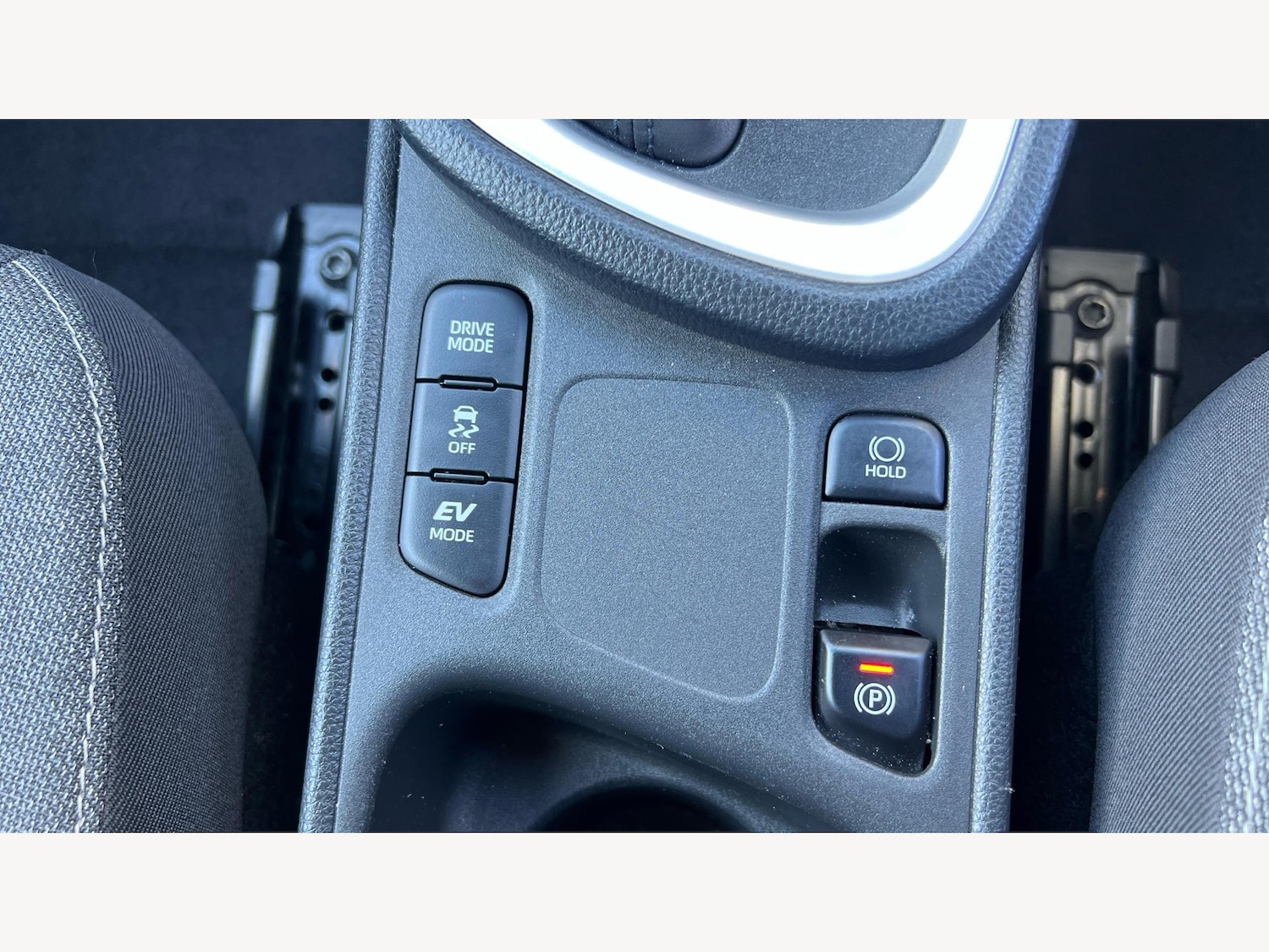Used Toyota Yaris Cross 2021 for sale - 76270283: Photo 28