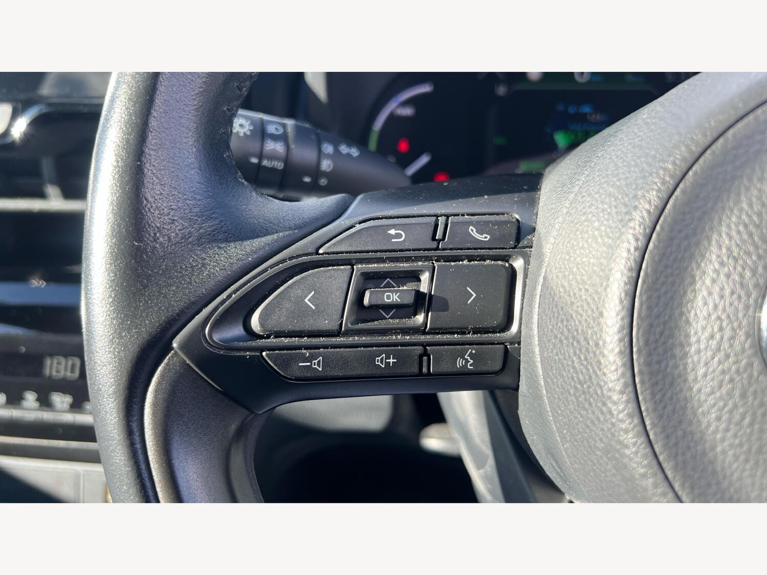 Used Toyota Yaris Cross 2021 for sale - 76270283: Photo 30