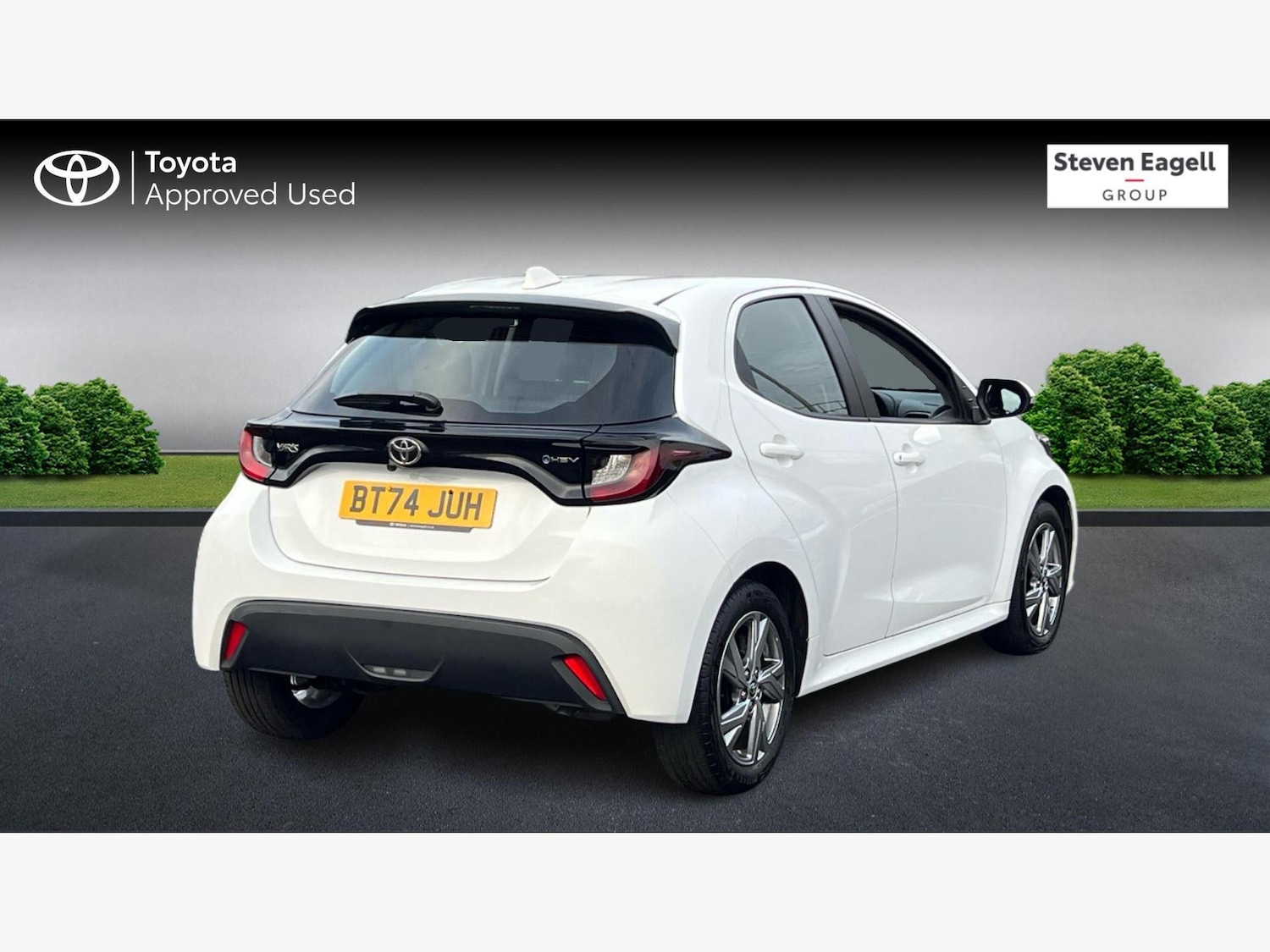 Used Toyota Yaris 2024 for sale - 77633257: Photo 2