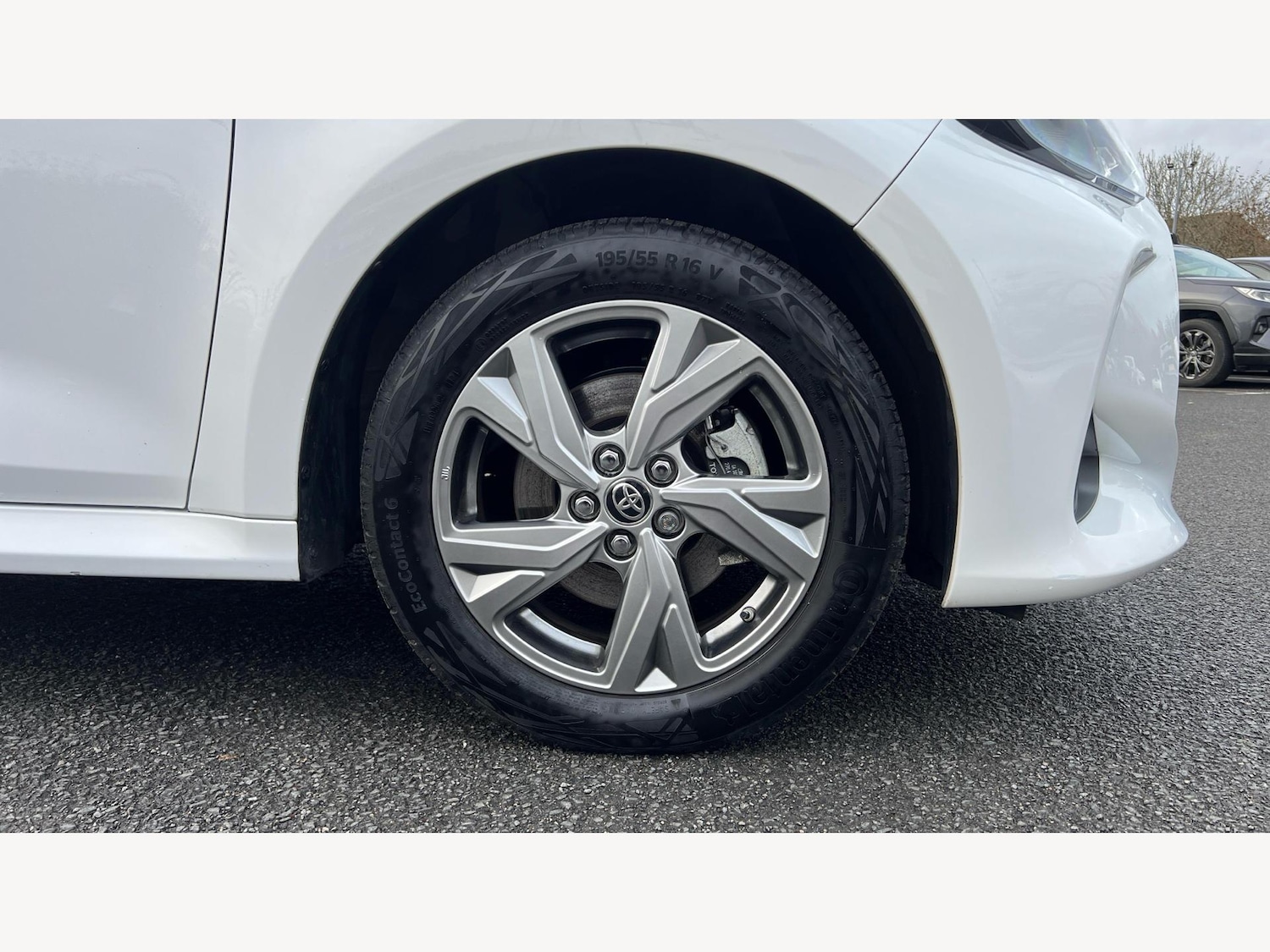Used Toyota Yaris 2024 for sale - 77633257: Photo 27