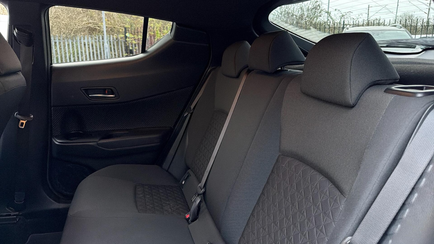 Used Toyota C-HR 2020 for sale - 77163485: Photo 32