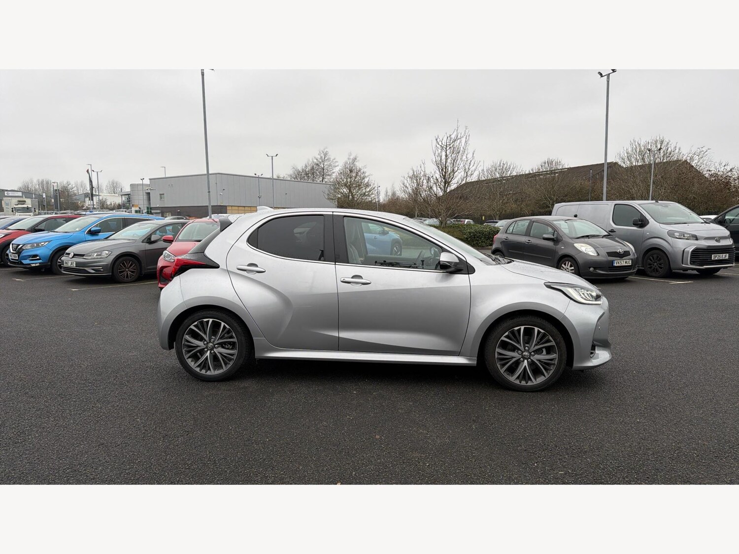 Used Toyota Yaris 2023 for sale - 77017142: Photo 18