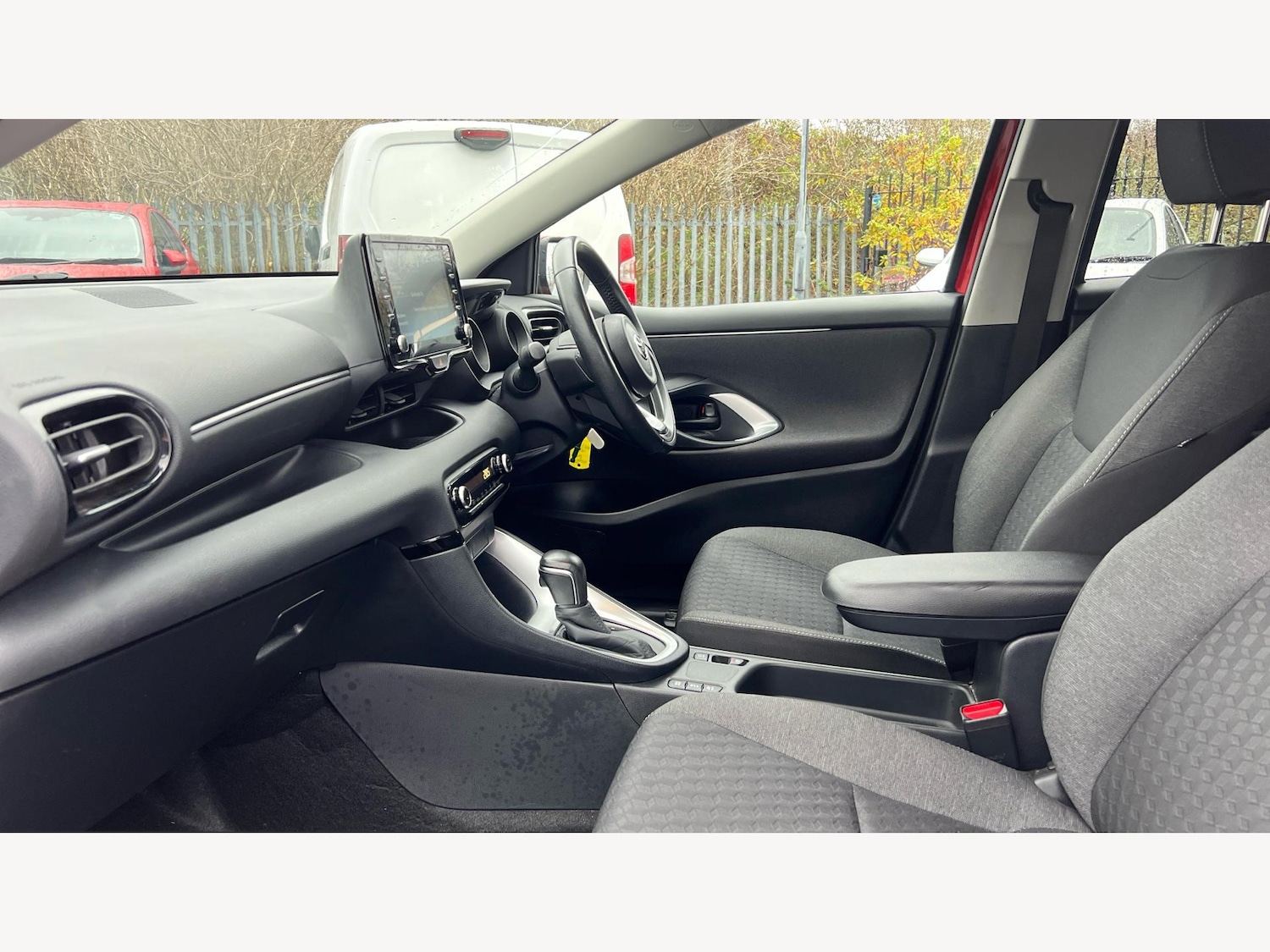 Used Toyota Yaris 2022 for sale - 77057141: Photo 12