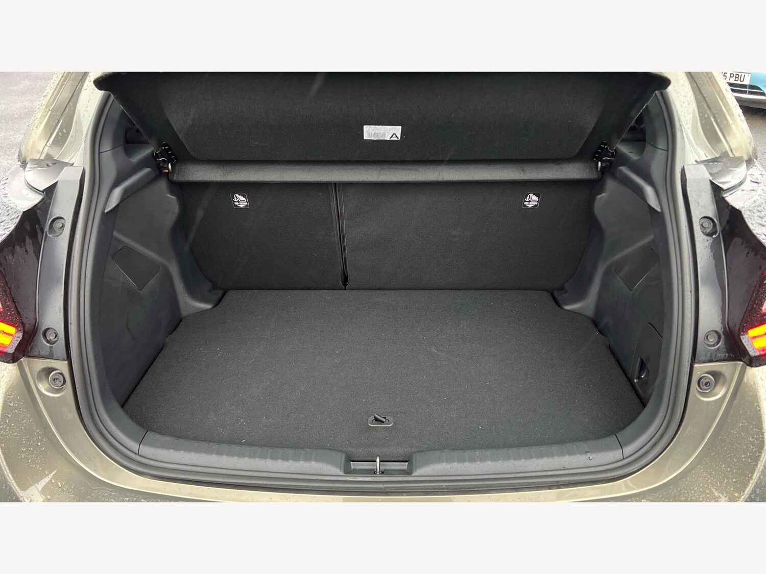 Used Toyota Yaris for sale - 77290658: Photo 16