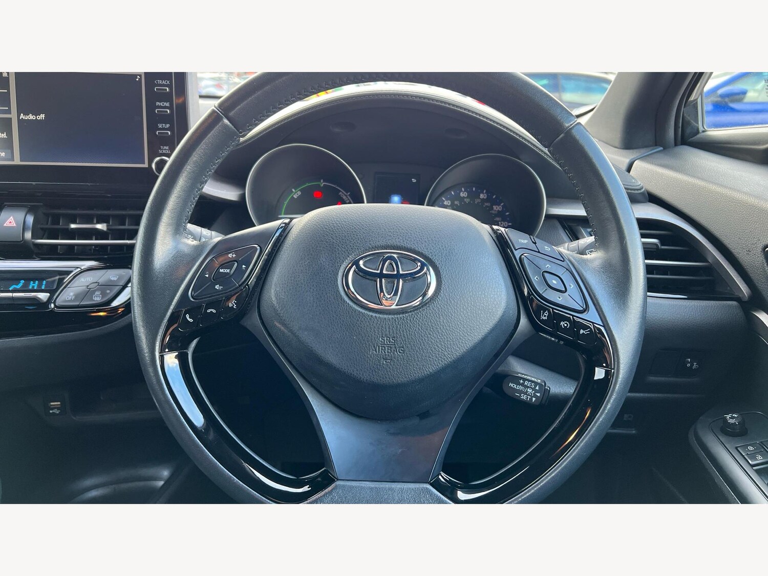 Used Toyota C-HR 2023 for sale - 77479089: Photo 10