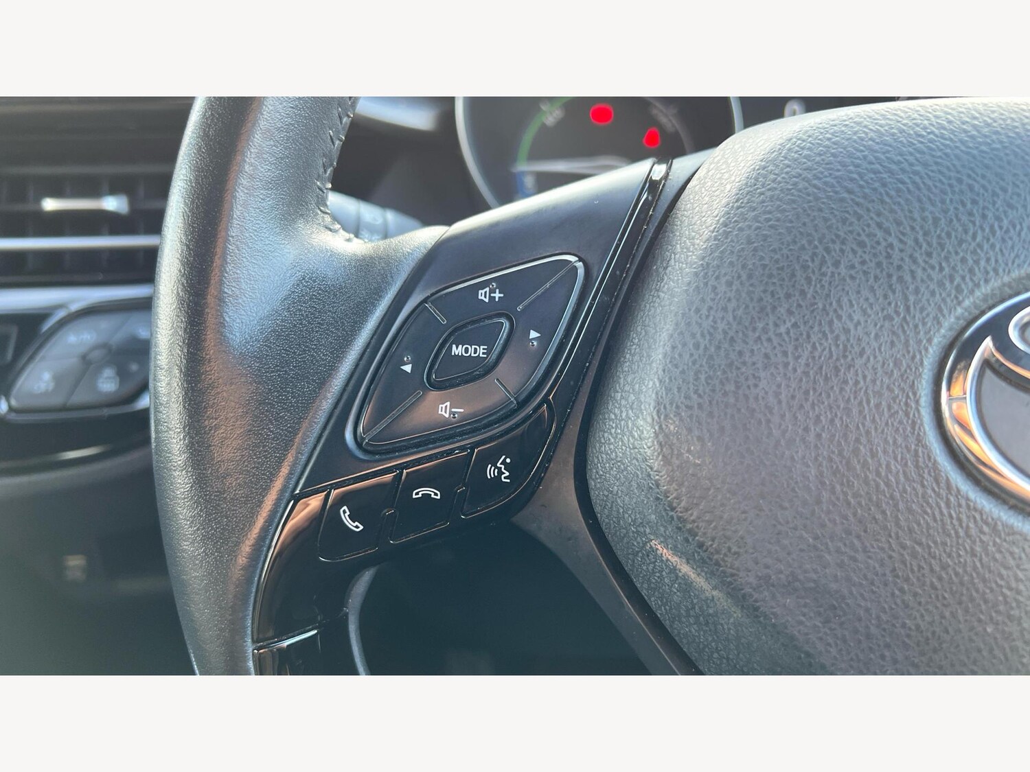 Used Toyota C-HR 2023 for sale - 77479089: Photo 27