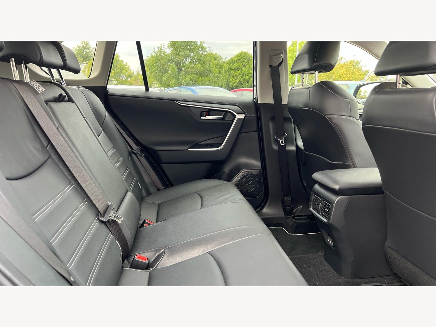 Used Toyota RAV4 2022 for sale - 76152013: Photo 14