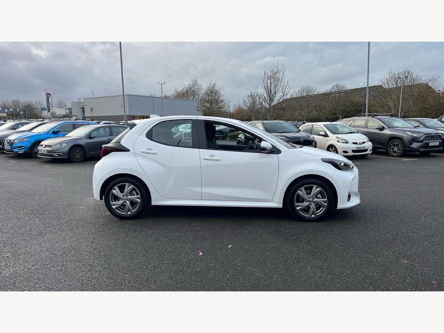 Used Toyota Yaris 2024 for sale - 76912746: Photo 18