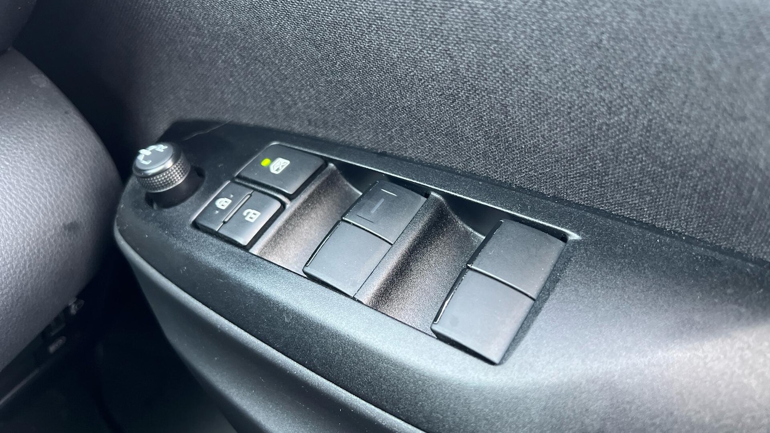 Used Toyota Yaris 2024 for sale - 76912746: Photo 34