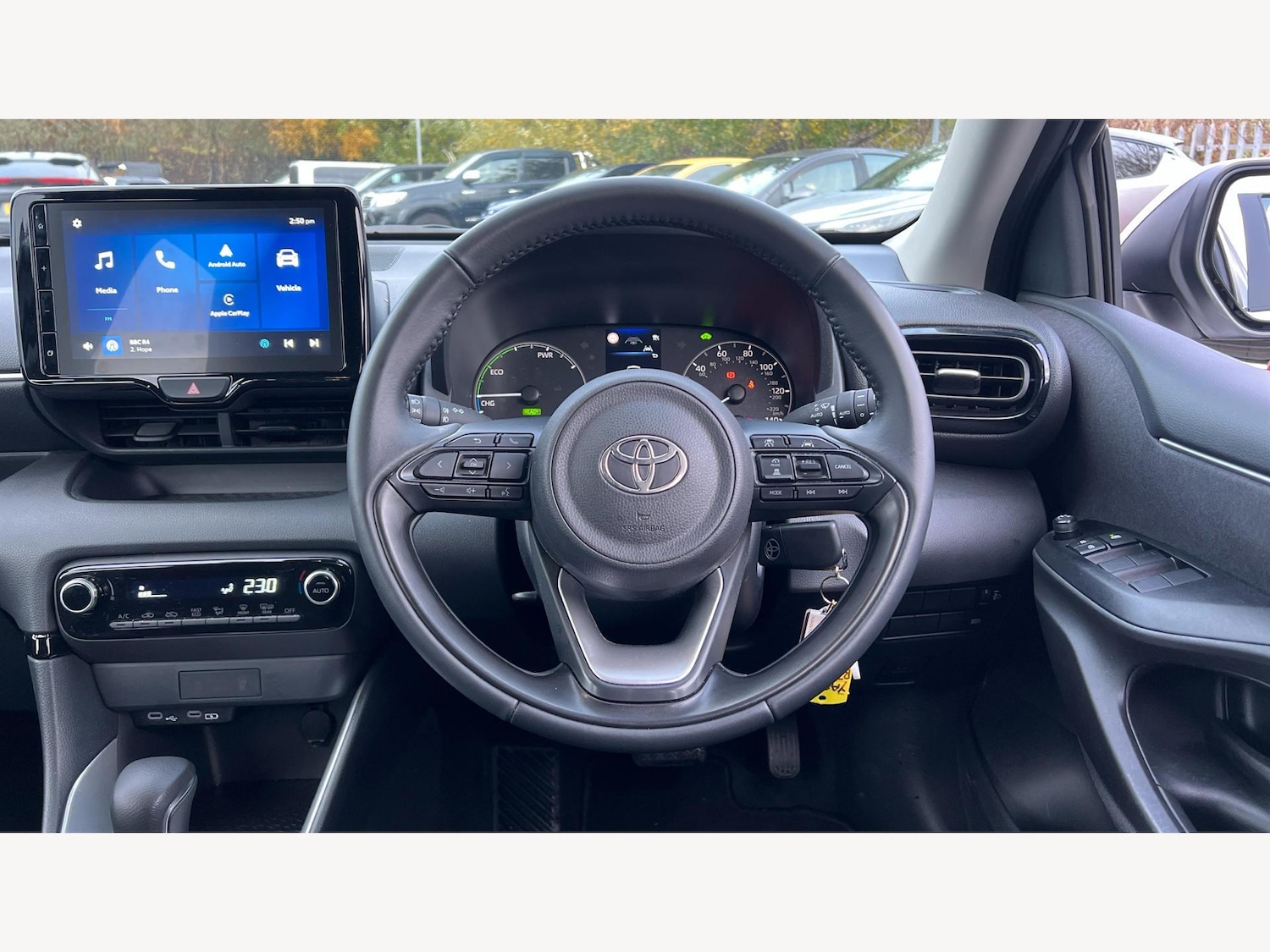 Used Toyota Yaris 2024 for sale - 76912746: Photo 8