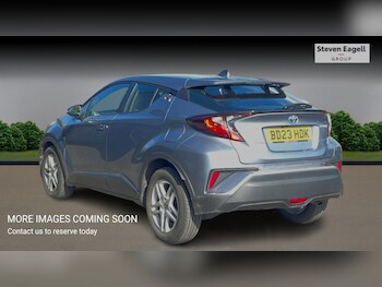 Used Toyota C-HR 2023 for sale - 78057812: Photo