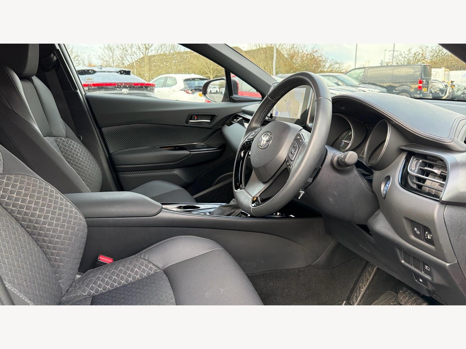 Used Toyota C-HR 2023 for sale - 76780938: Photo 13