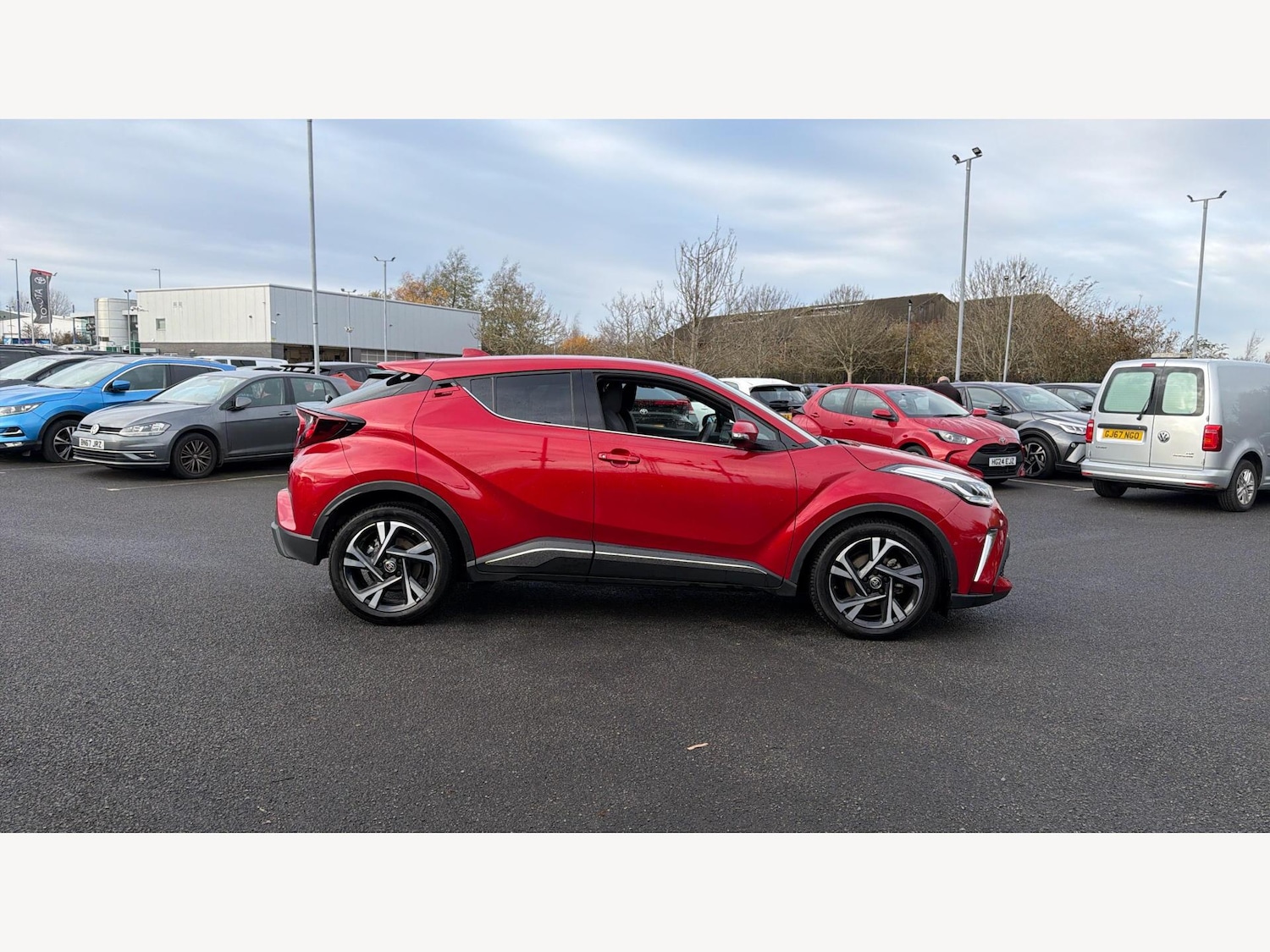 Used Toyota C-HR 2023 for sale - 76780938: Photo 18
