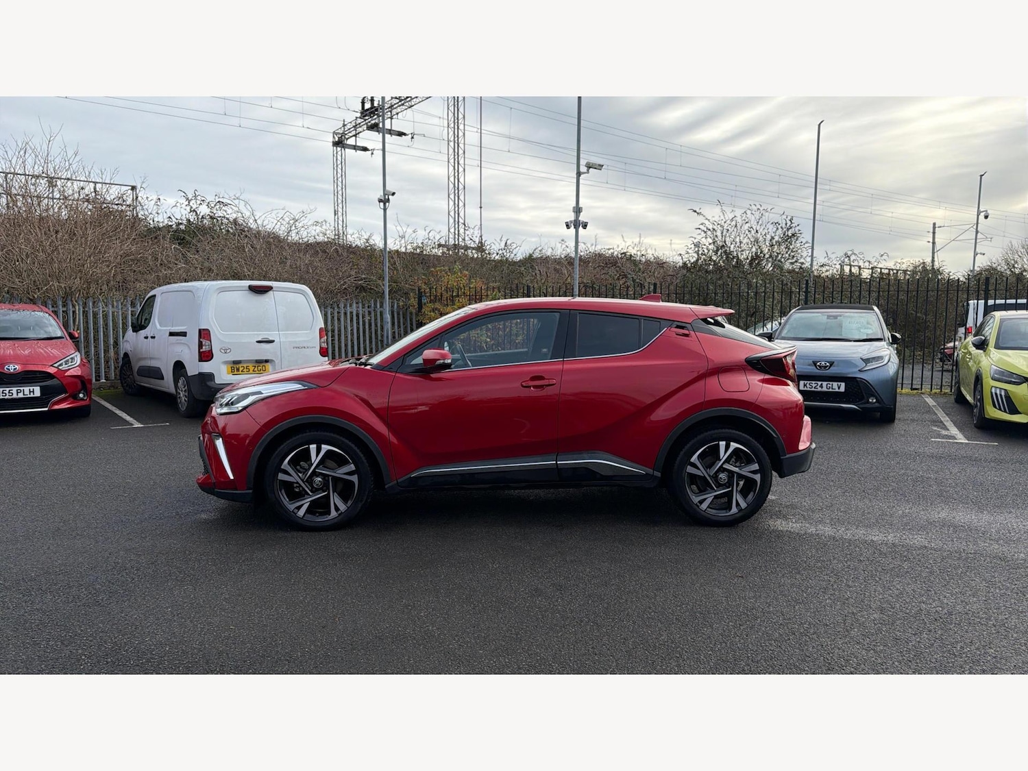 Used Toyota C-HR 2023 for sale - 76780938: Photo 19