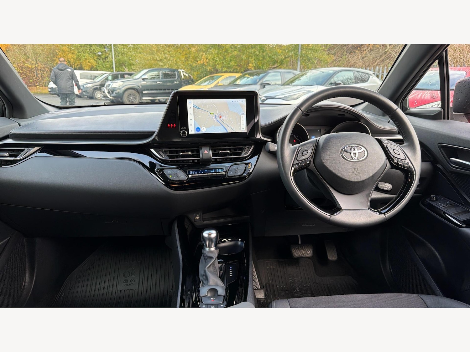 Used Toyota C-HR 2023 for sale - 76780938: Photo 7